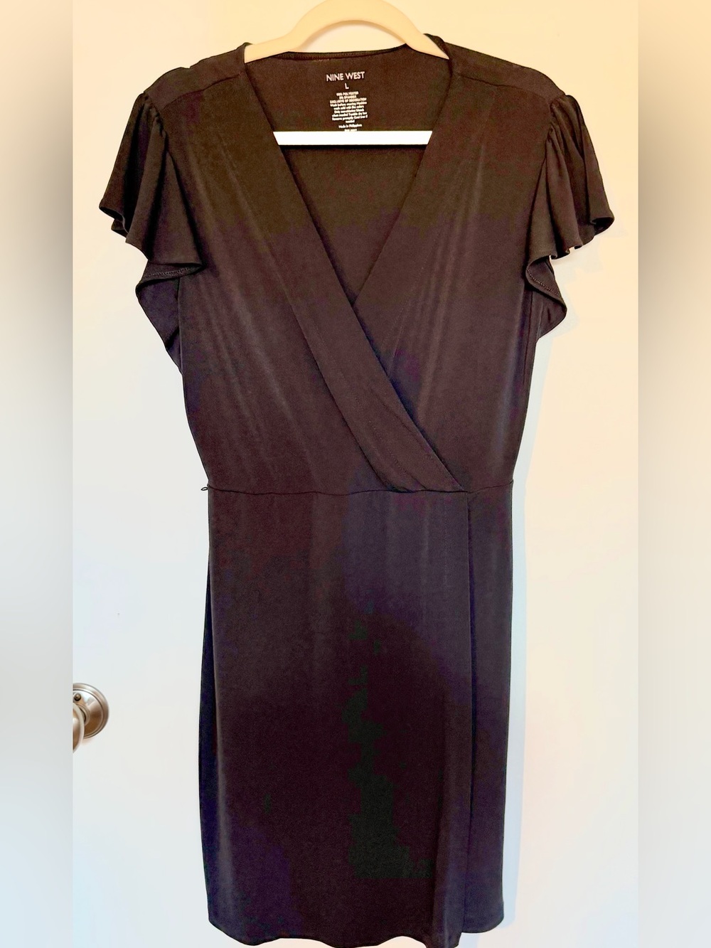 Nine West women’s dress Black Wrap Midi Dress with Flutter Sleeves